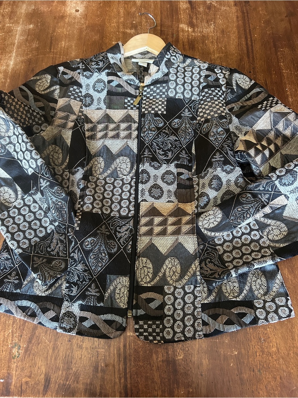 Vintage dressbarn tapestry Black & Gray geometric Patterned Zip-Front Jacket